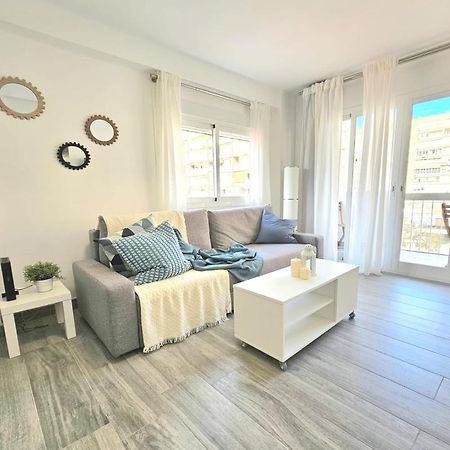 Mavi Torre Del Mar Apartment Exterior photo