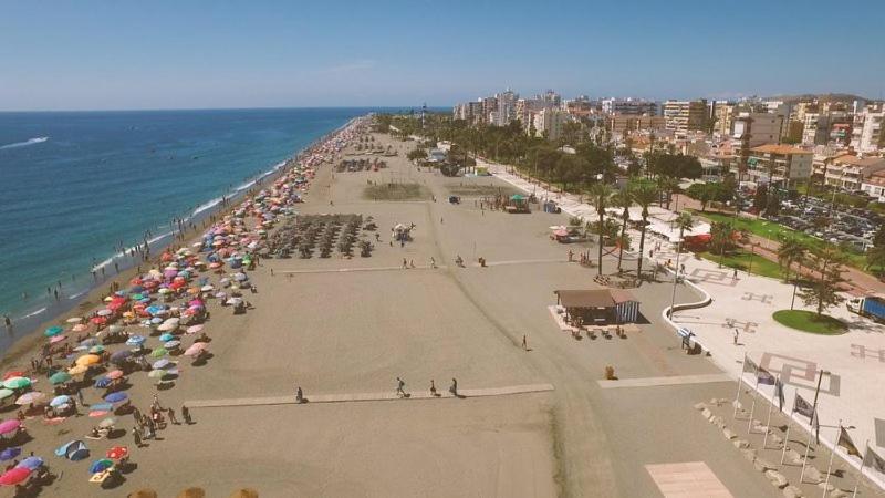 Mavi Torre Del Mar Apartment Exterior photo